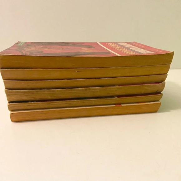 Vtg 60s Mix Lot of 20 Famous Tarzan Series Edgar Rice Burroughs Ballantine Books - Picture 6 of 16